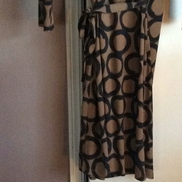 DVF Wrap Style Dress - Picture 8 of 8